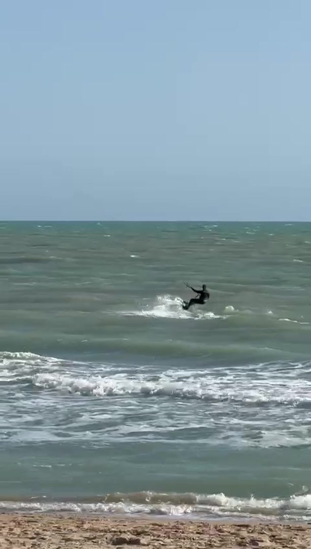 Rider in azione sull'acqua